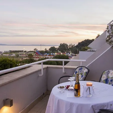 Apartment Seaside Gold 1row *