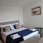 Seaside Gold 1row Apartment Split